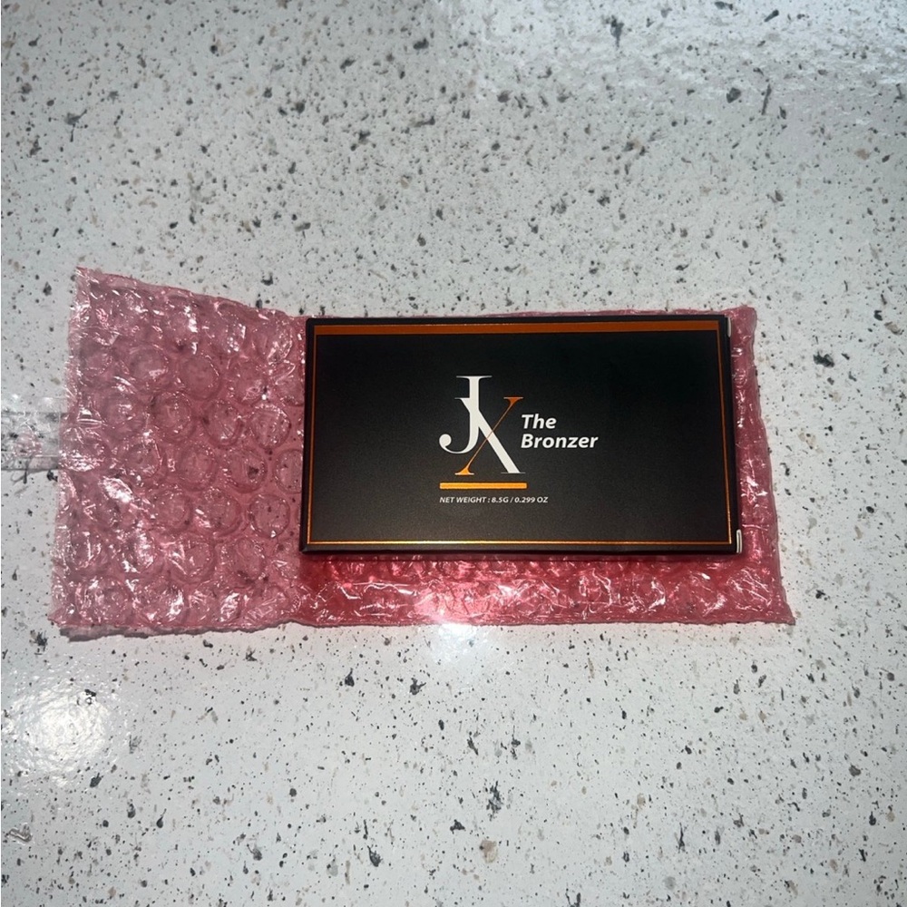 Bronzer